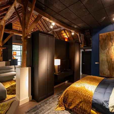 Bed & Breakfast Luxe Veluwse Bosrand Met Jacuzzi En Zwembad *