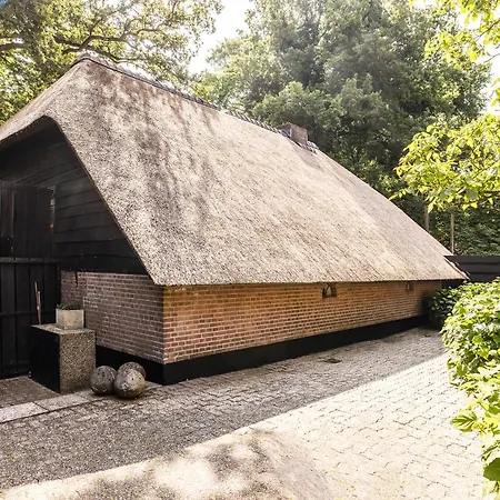Landelijke Hofstee Met Jacuzzi En Zwembad