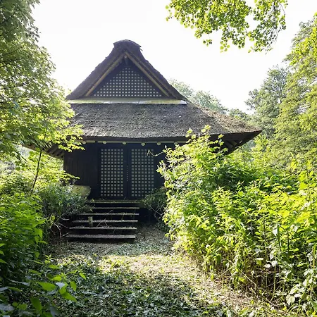 Couette-café Landelijke Hofstee Met Jacuzzi En Zwembad
