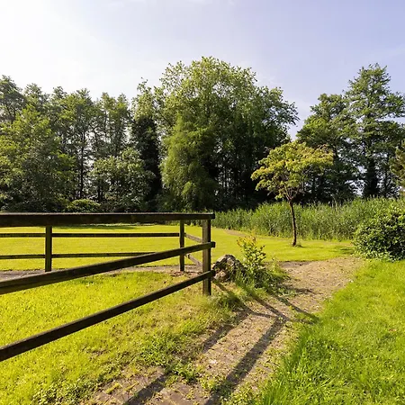 Landelijke Hofstee Met Jacuzzi En Zwembad 4* Lunteren