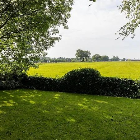 Landelijke Hofstee Met Jacuzzi En Zwembad Lunteren